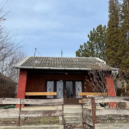Apartment Szilvia Makad
